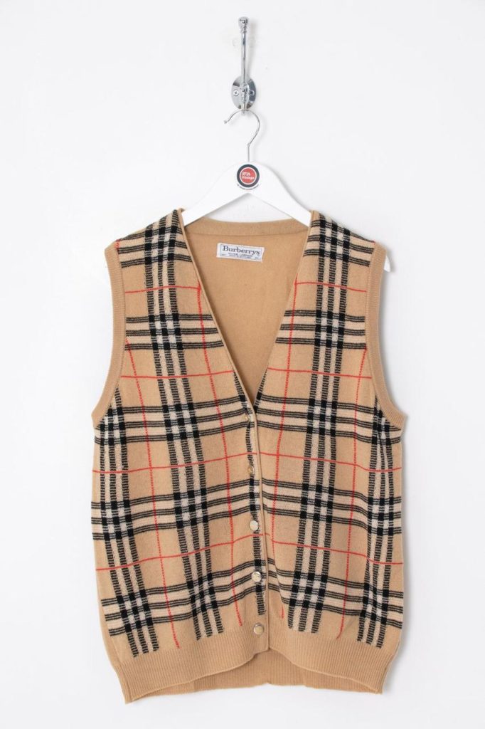 Burberry, 9600 P. (97thvintage.com)