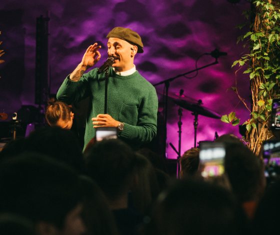 Леван Горозия, Надя Сысоева и Валерия Дергилева на бранче фестиваля Chess&Jazz