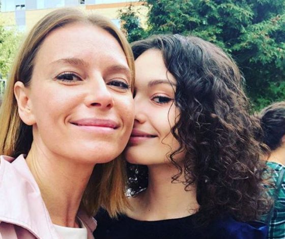 Мы приглашаем тебя на нашу свадьбу: дочь Любови Толкалиной назвала дату торжества