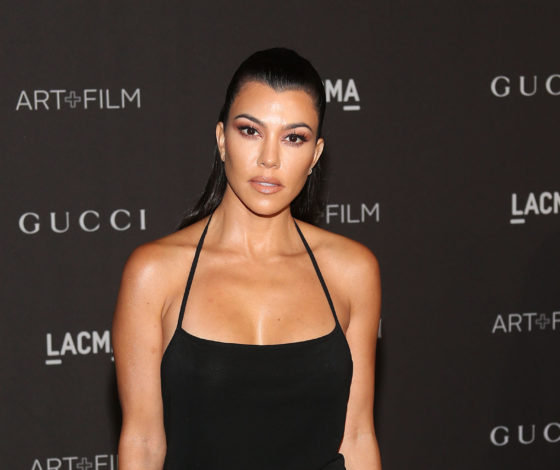 Кортни Кардашьян впервые опубликовала фото с новым парнем