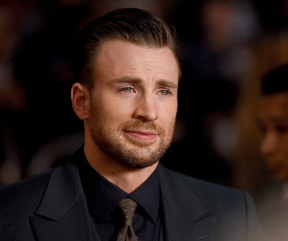 Новинка от Netflix: Крис Эванс, Райан Гослинг и Реге Пейдж в новом фильме от режиссёров «Мстителей»