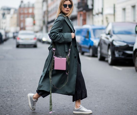 В такую-то погоду: 10 стильных плащей и дождевиков на осень