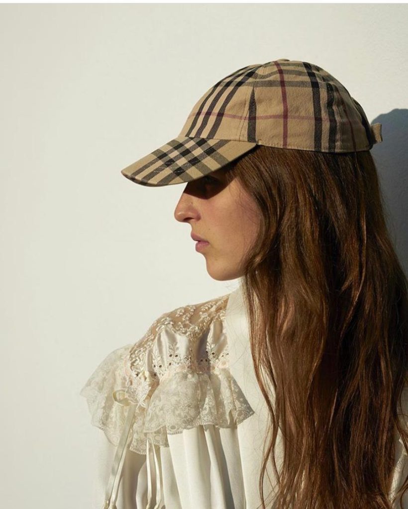 Кепка Burberry, цена по запросу (totalvintage.com)