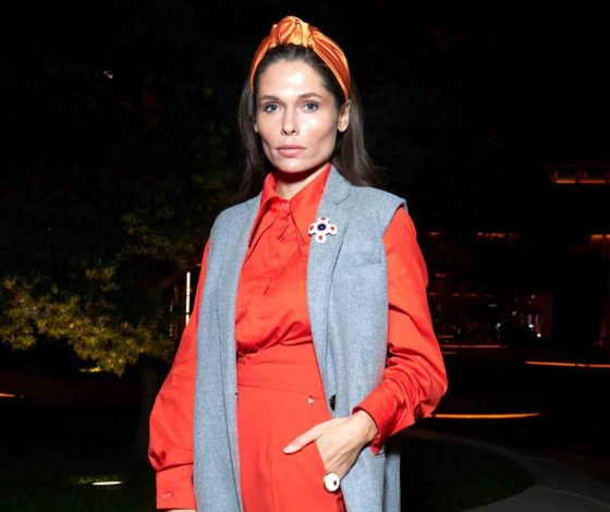 Полина Аскери, Мария Лобанова и другие на выставке Василия Клюкина «Теория обратного взрыва»