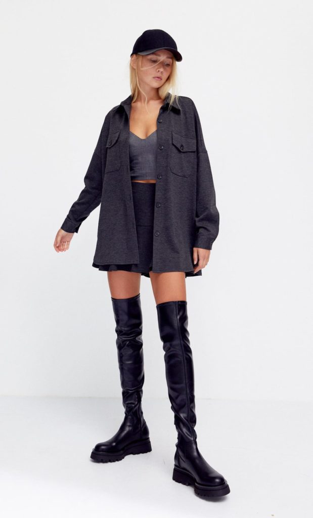 Stradivarius, 5599 P. (stradivarius.com)