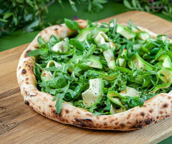 Ресторан LOLA Pizza&Bar: новое меню для большой компании