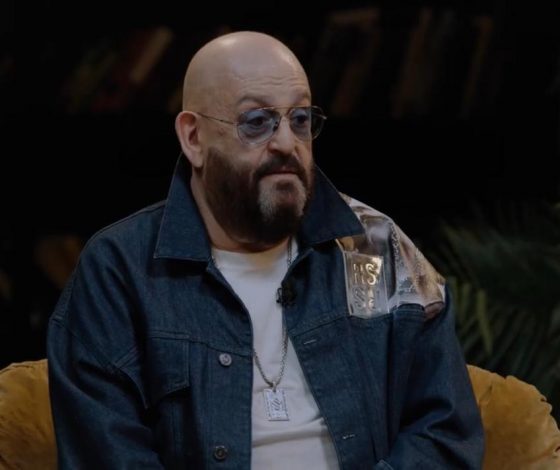 Фото дня: Михаил Шуфутинский пришел на шоу «Что было дальше» в куртке Raf Simons