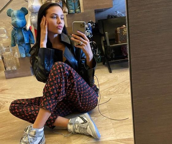 Сколько стоит: джоггеры Анастасии Решетовой