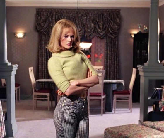 Достаем свитера: как ухаживать за шерстяными вещами