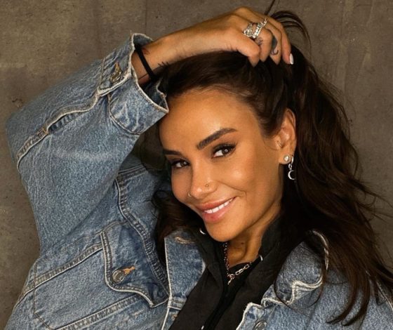 Я устала и мне плохо: Айза Долматова призналась, что ненавидит бывшего мужа