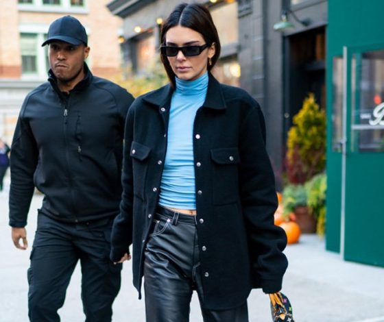 Универсальная вещь в гардеробе: где купить водолазку на осень