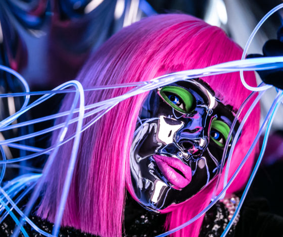 ArtTalk с Henry Mova. Коллекционировать стало так же модно, как подражать сестрам Хадид: разбираемся в современном искусстве