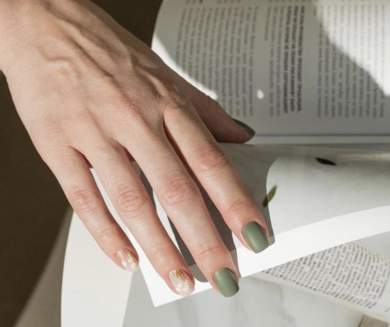 Матовый маникюр на осень