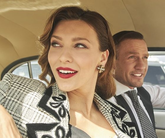 Страстный поцелуй: Регина Тодоренко и Роман Костомаров удивили поклонников