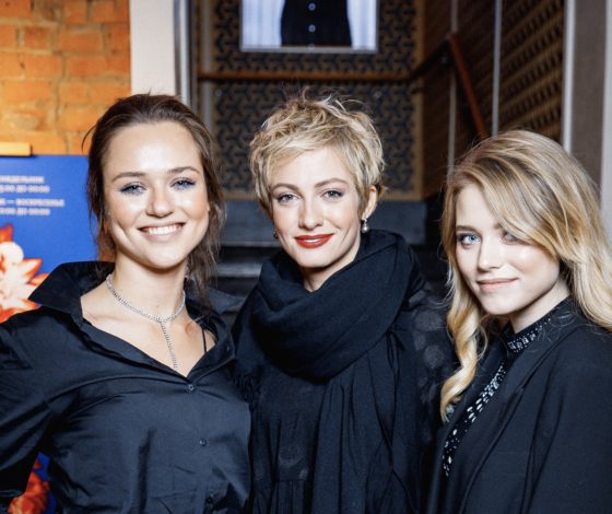 Полина Максимова, Роман Маякин и другие на премьере сериала «257 причин, чтобы жить»