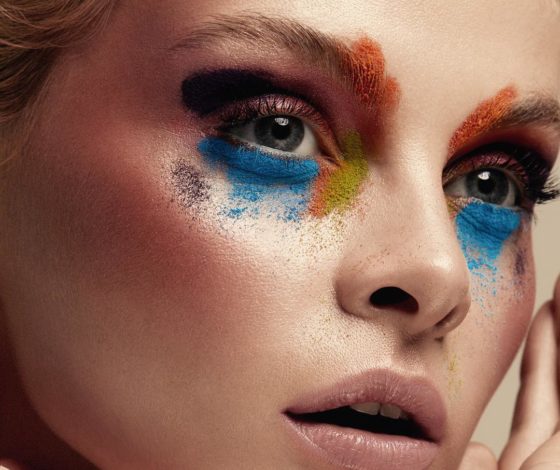 У всех на глазах: что лучше – пигмент или тени