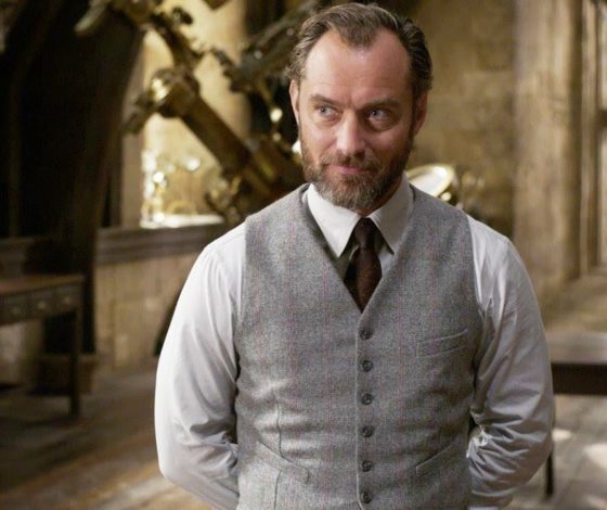 Мы — часть команды: Джуд Лоу прокомментировал увольнение Джонни Деппа из «Фантастических тварей»