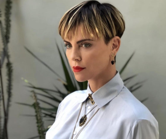 Чтобы в 45 выглядеть выглядеть на 30: главные бьюти-секреты Шарлиз Терон