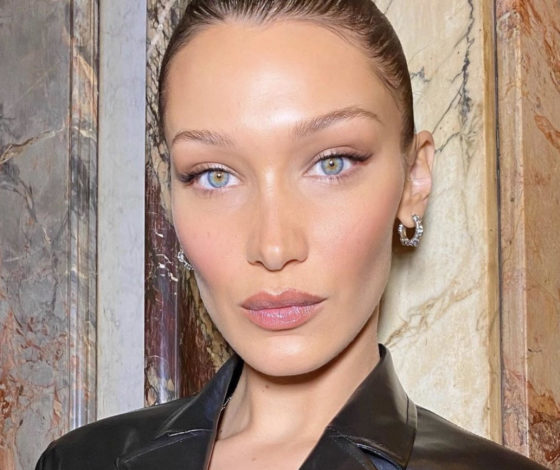 Лайфхак: как сделать макияж полезным для кожи