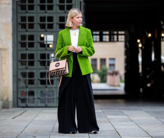 Тренд осени: где купить широкие брюки