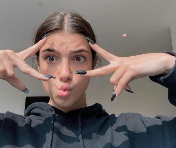 Во всем виновато видео: американская «королева» TikTok лишилась больше полумиллиона подписчиков