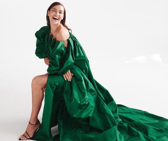 Ирина Шейк снялась в новом лукбуке Oscar de la Renta