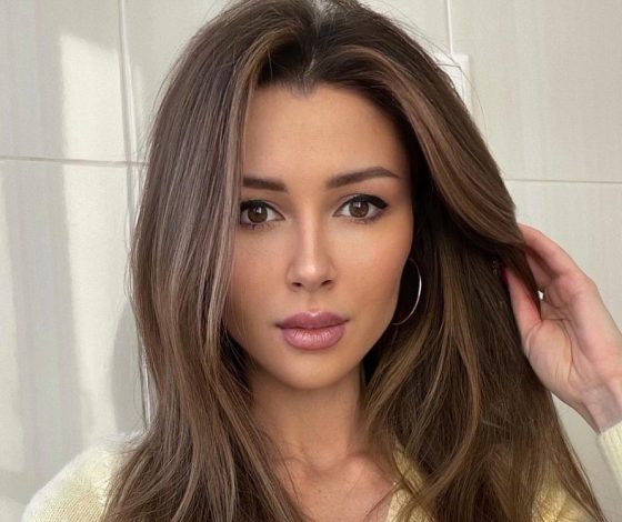 Дочь Анастасии Заворотнюк заявила, что не планировала раскрывать свою беременность