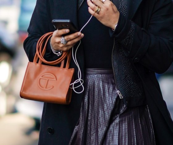 «Не для тебя, а для всех»: как Telfar стал главным брендом 2020 года