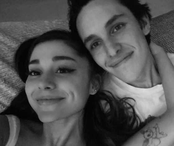 Почему Ариана Гранде не носит обручальное кольцо?