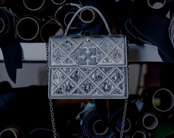 Wishlist: сумка от Вирджил Абло, вдохновленная пирамидами Лувра