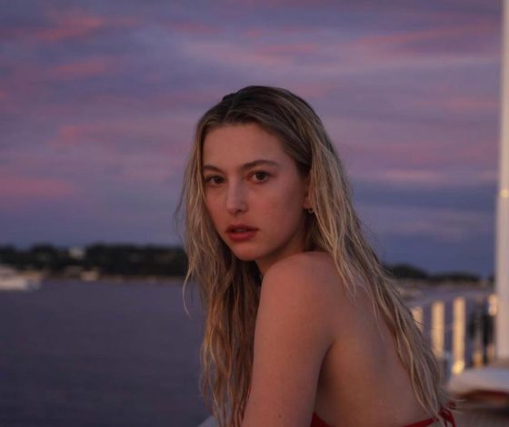 Дочь покойного Стива Джобса снялась в откровенной фотосессии