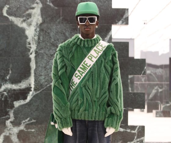 Мужские юбки и зеленый свитер мечты на показе Louis Vuitton