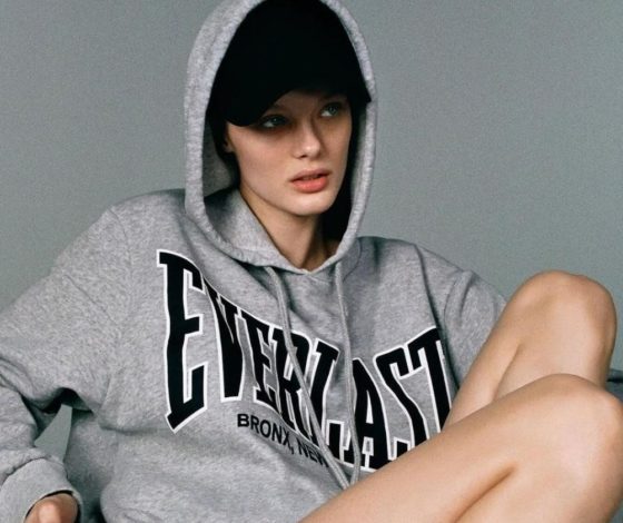 От худи до тренча: Zara выпустила коллекцию с Everlast