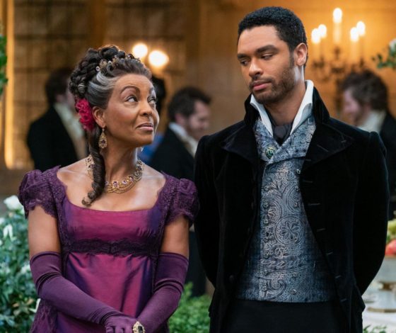 В стиле «Бриджертонов»: Netflix и бренд Malone Souliers готовят коллекцию обуви по мотивам сериала