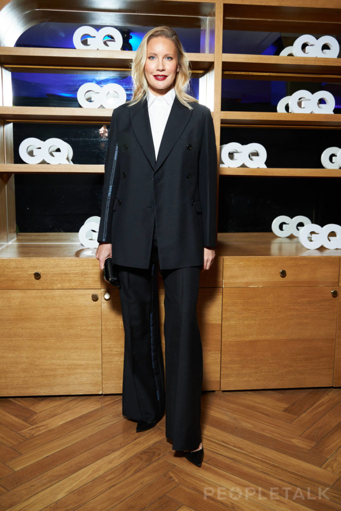 Лена Летучая