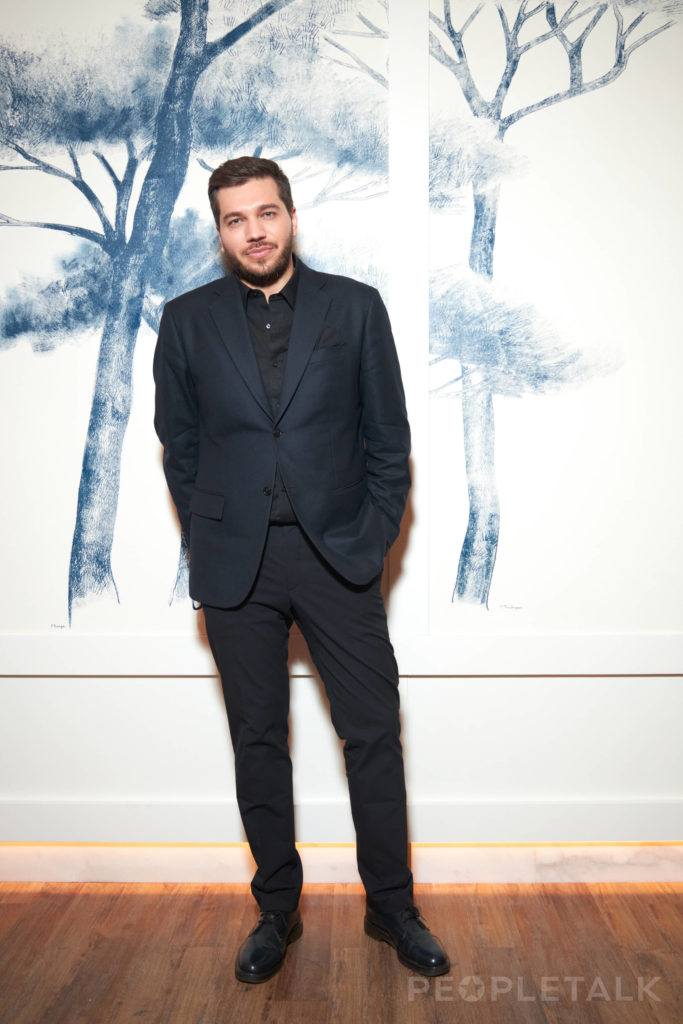 Павел Бобров