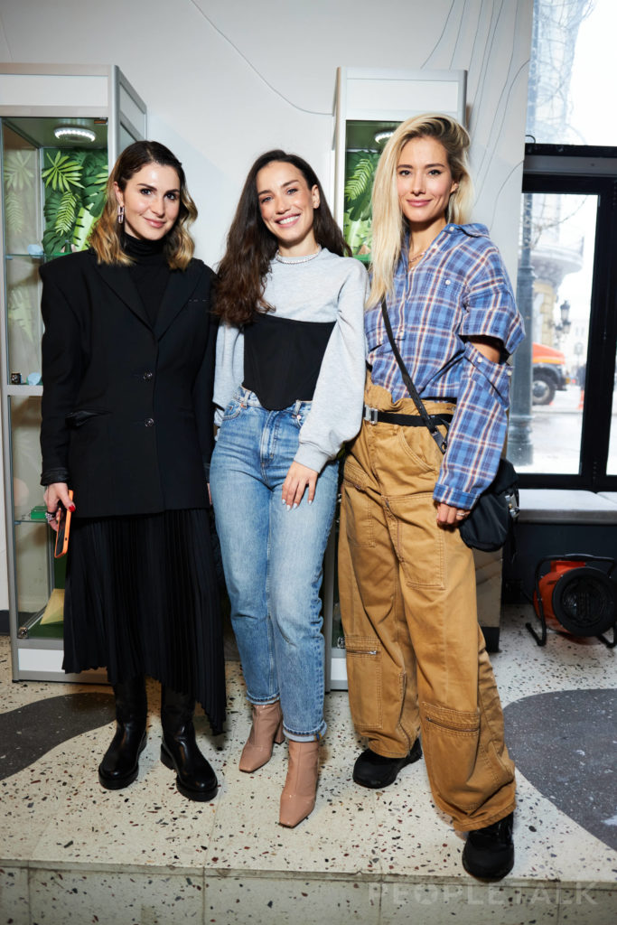 Лаура Джугелия, Вика Дайнеко и Юлия Паршута