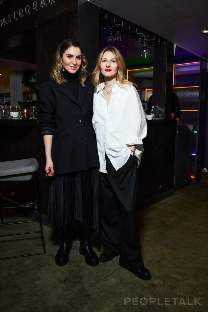 Лаура Джугелия Наталья Новокщенова