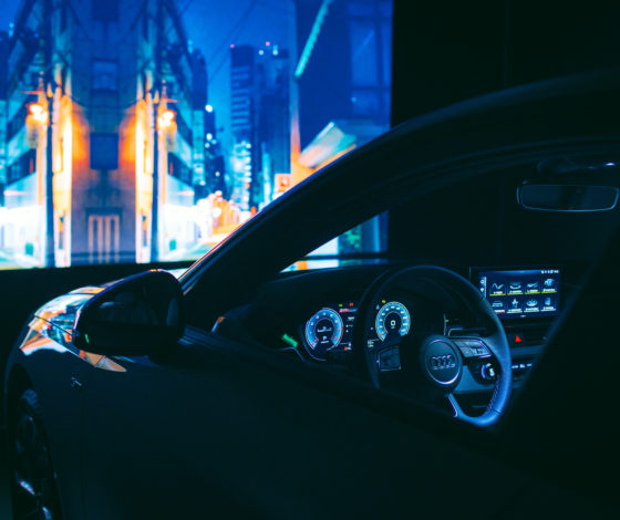 Инновационный павильон Audi в центре Москвы: обновленный Audi A4 и новый формат тест-драйва