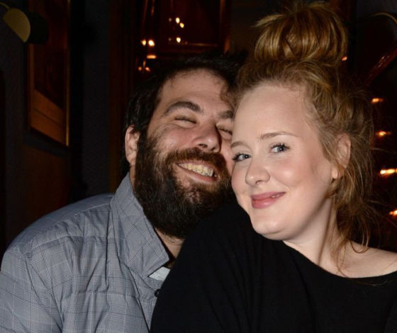 Через два года после расставания: Адель официально развелась с бывшим супругом