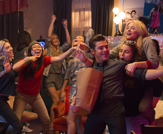 Плейлист: лучшие песни для домашней вечеринки