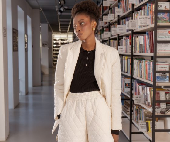 Стеганый костюм и трикотажное платье в коллекции SHI-SHI