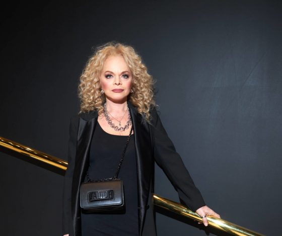 Лариса Долина раскритиковала Кристину Агилеру: «Ее песни все одинаковые»