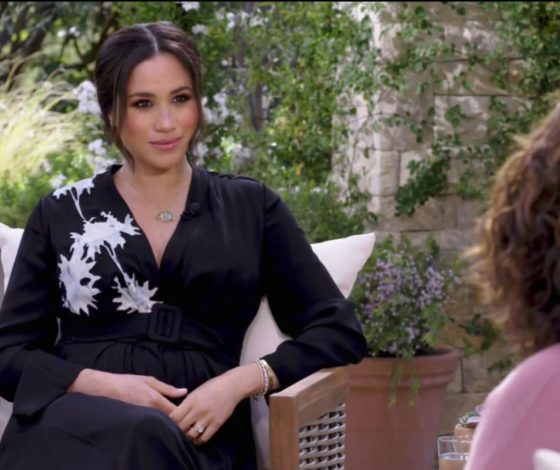 Одни деньги на уме: в Сети раскритиковали наряд Меган Маркл для интервью