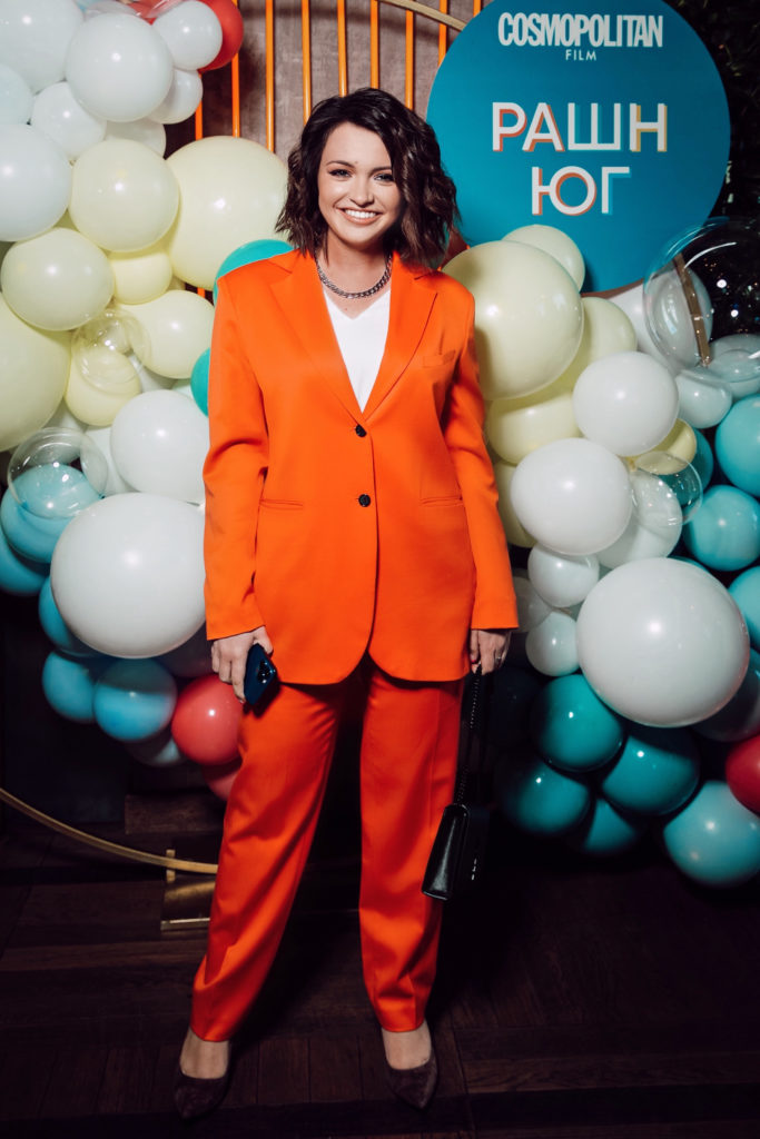 Инна Любимова