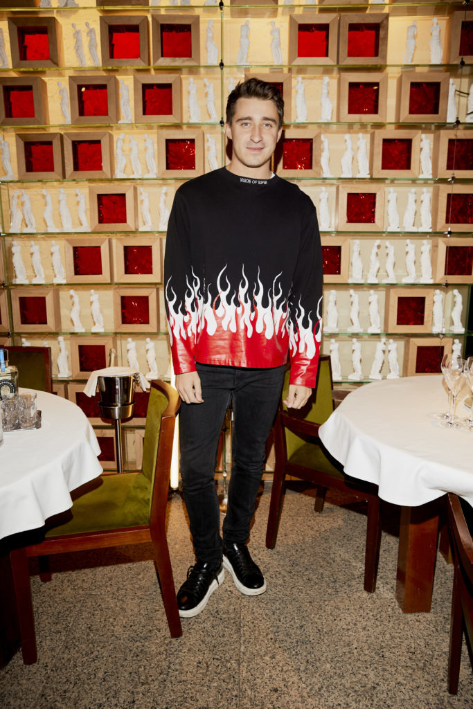 Артем Королев