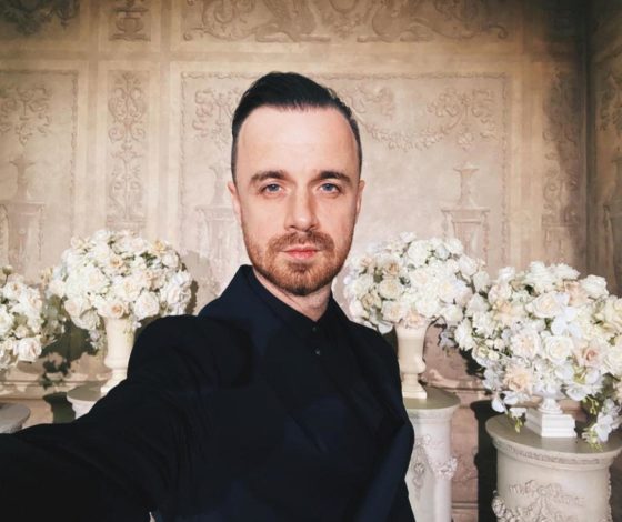 Стало известно имя нового ведущего «Холостяка» с Тимати