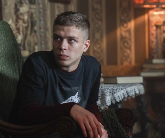 «Полгода провел без работы»: звезда сериала «Территория» Глеб Калюжный о попытках закончить карьеру