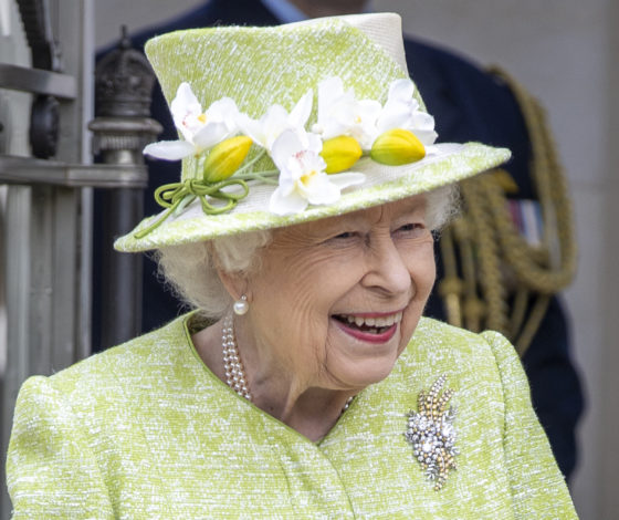 В годовщину «мегзита»: первый публичный выход королевы Елизавета II в этом году