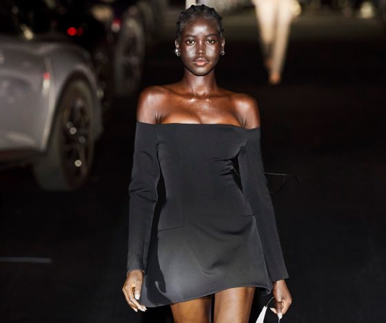 Зеленые балетки и, возможно, новые it-bags на показе Coperni